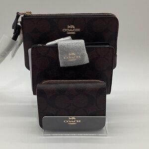 2145. Coach Small Trifold Wallet Brown/Black/Gold Signature Leather